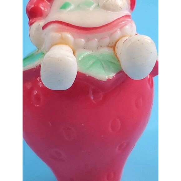 Vintage Strawberry Shortcake String Light Mold Cover 1980"s Replacement - Picture 7 of 11